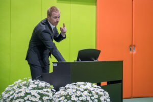 PozdravPomladiDRUGI_8-44_resize.jpg